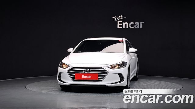 Hyundai AVANTE 2018 — photo 3