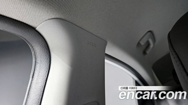 Hyundai AVANTE 2018 — photo 29