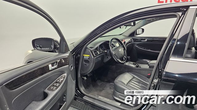 Hyundai Genesis 2013 — photo 10