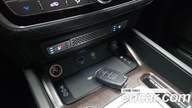 KG Mobility Rexton 2019 — photo 23