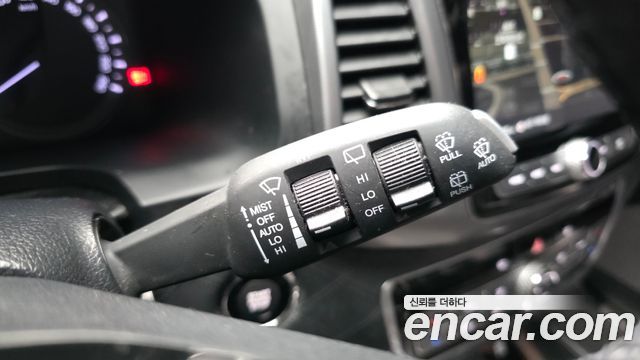 KG Mobility Rexton 2019 — photo 30