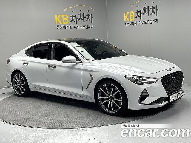 Genesis G70 2019 — photo 1