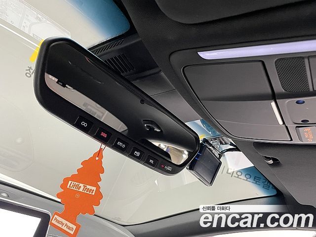Genesis G70 2019 — photo 12