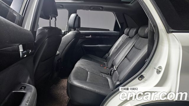 Kia Sorento 2013 — photo 12