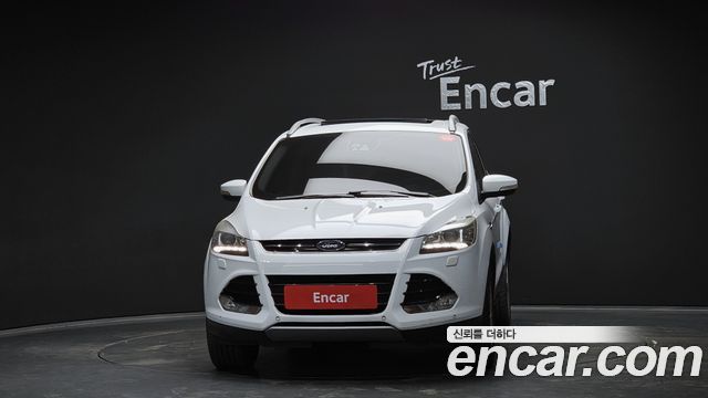 Ford Kuga 2016 — photo 3