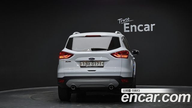 Ford Kuga 2016 — photo 4
