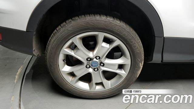 Ford Kuga 2016 — photo 5