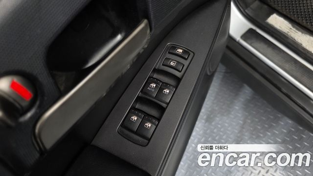 KG Mobility KORANDO 2013 — photo 17