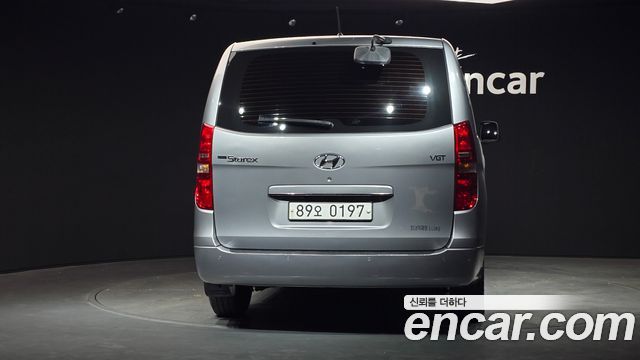 Hyundai Starex 2019 — photo 4