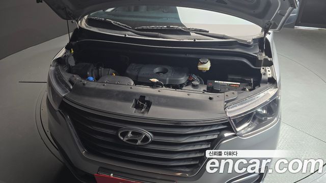 Hyundai Starex 2019 — photo 6