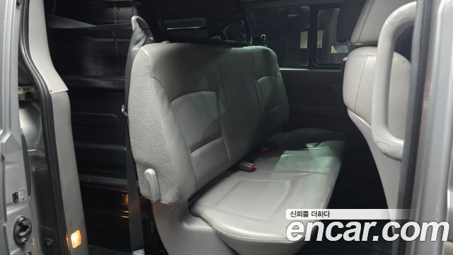 Hyundai Starex 2019 — photo 11