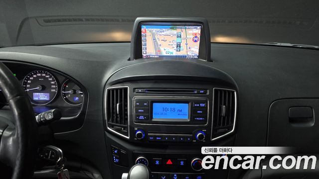 Hyundai Starex 2019 — photo 14