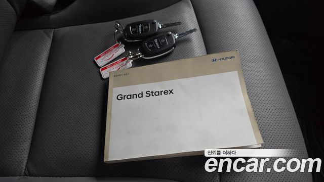 Hyundai Starex 2019 — photo 19