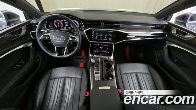 Audi A7 2021 — photo 7