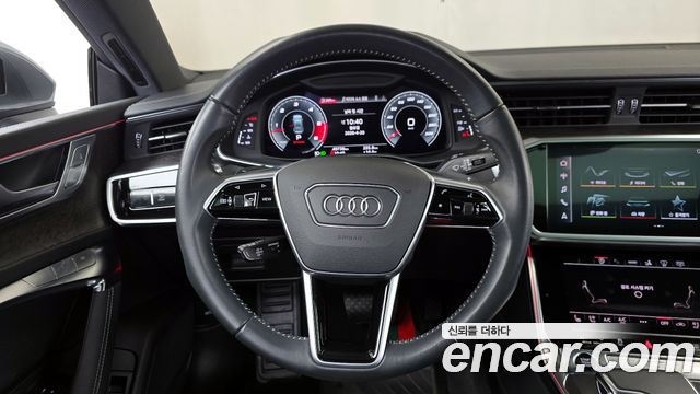 Audi A7 2021 — photo 13