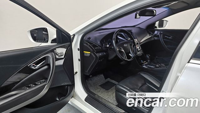 Hyundai Grandeur 2016 — photo 10