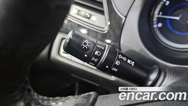 Hyundai Grandeur 2016 — photo 17