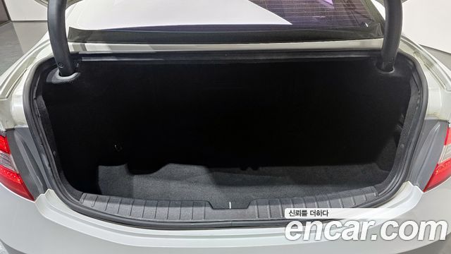Hyundai Grandeur 2016 — photo 20