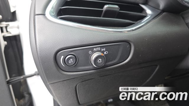 Chevrolet Korea Malibu 2017 — photo 16