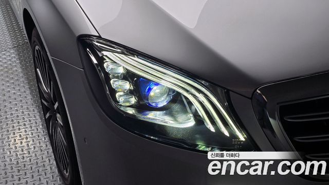 Mercedes-Benz S-Class 2016 — photo 8