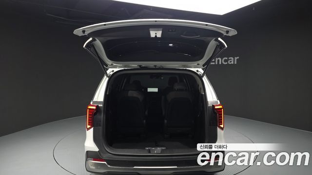 Kia Canival 2024 — photo 26