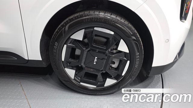 Kia Canival 2024 — photo 7