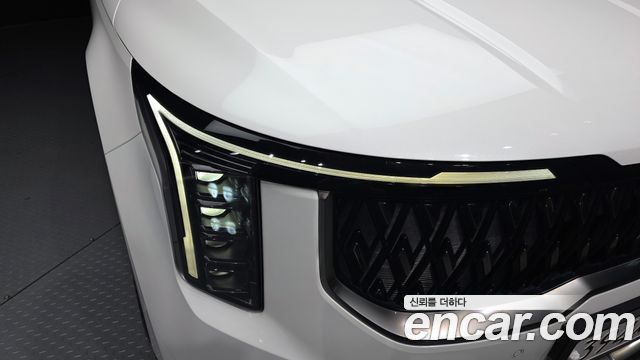 Kia Canival 2024 — photo 8