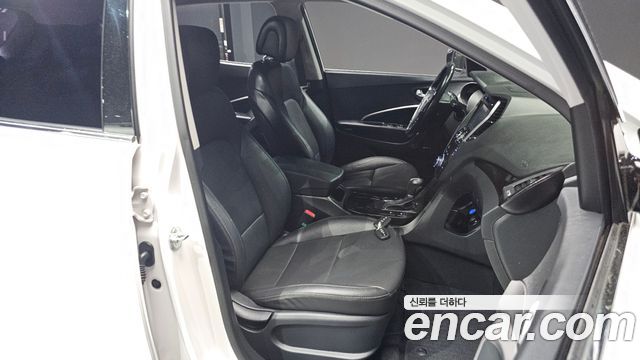 Hyundai Santafe 2014 — photo 11