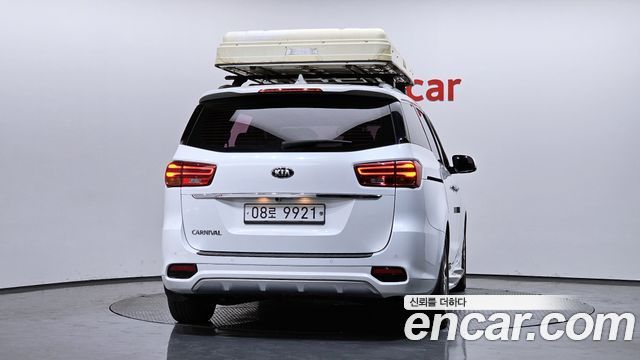 Kia Canival 2019 — photo 4
