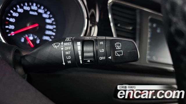 Kia Canival 2019 — photo 39