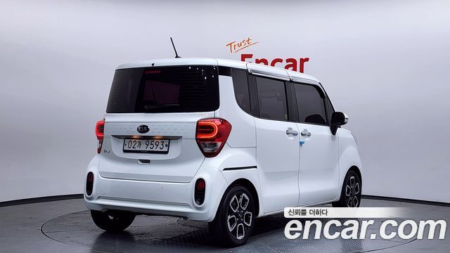 Kia RAY 2018 — photo 2