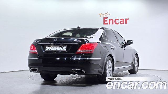 Hyundai Equus 2010 — photo 2