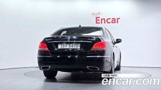 Hyundai Equus 2010 — photo 4