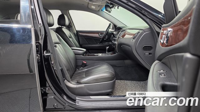 Hyundai Equus 2010 — photo 11