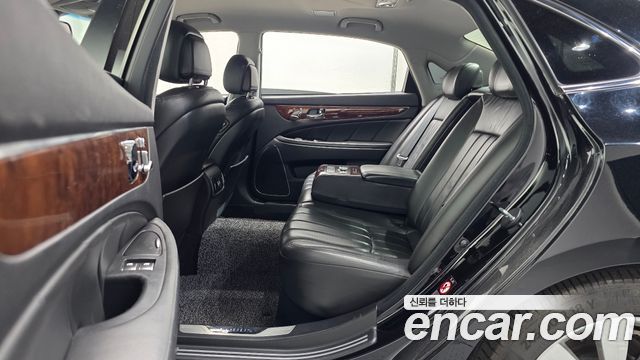 Hyundai Equus 2010 — photo 12