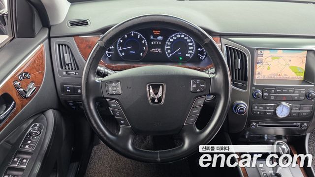 Hyundai Equus 2010 — photo 13