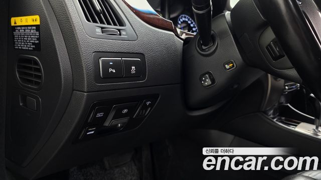 Hyundai Equus 2010 — photo 19