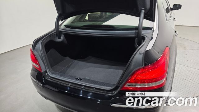 Hyundai Equus 2010 — photo 20