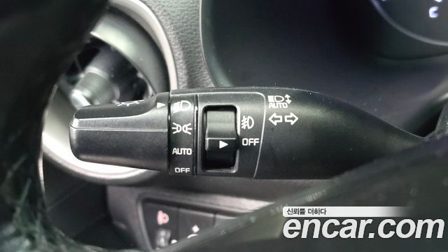 Kia K3 2019 — photo 17