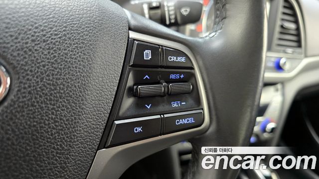 Hyundai AVANTE 2016 — photo 23