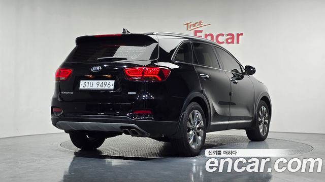 Kia Sorento 2018 — photo 2