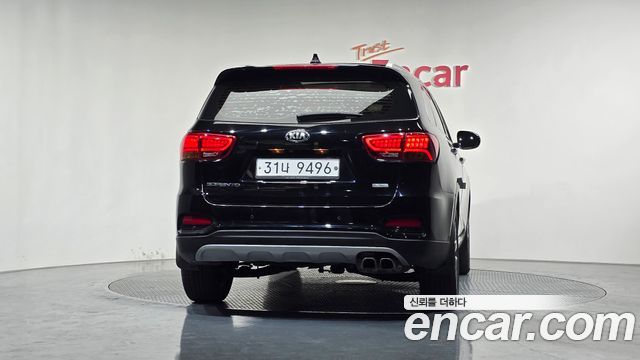 Kia Sorento 2018 — photo 4