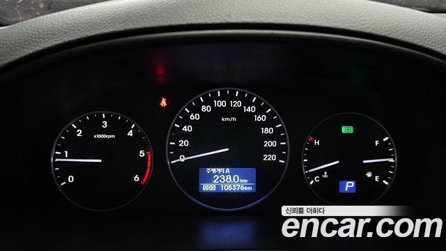 Hyundai Starex 2021 — photo 8