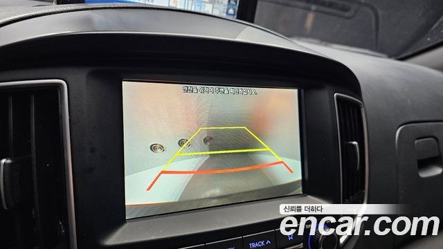 Hyundai Starex 2021 — photo 15