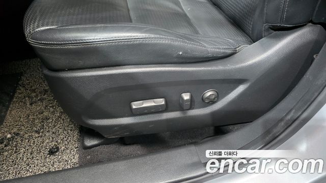 Hyundai Santafe 2014 — photo 31
