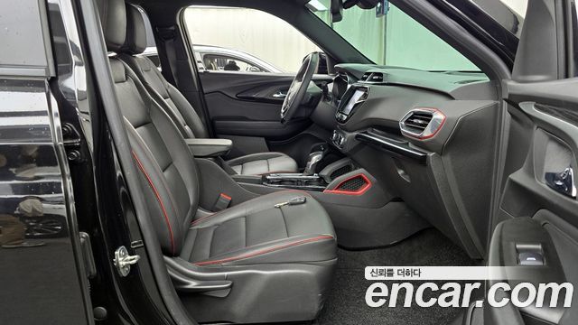 Chevrolet Korea Trailblazer 2022 — photo 17
