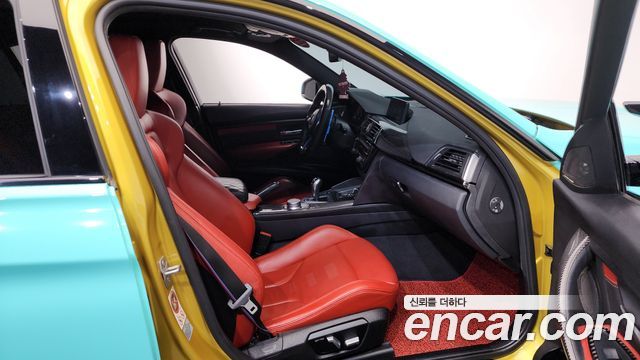 BMW M3 2018 — photo 17