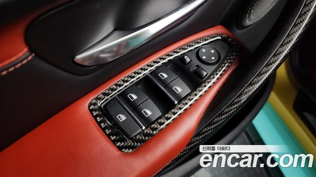 BMW M3 2018 — photo 30