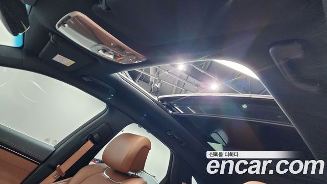 Genesis GV70 2021 — photo 18