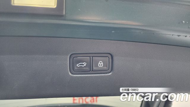 Genesis GV70 2021 — photo 19